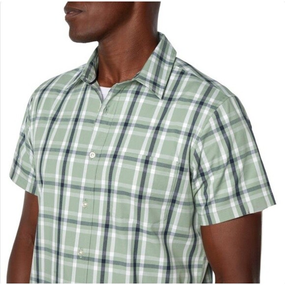 Gap Men's Short Sleeve Button Up Poplin Shirt Green Plaid Size XXL (55 in) - Picture 1 of 6